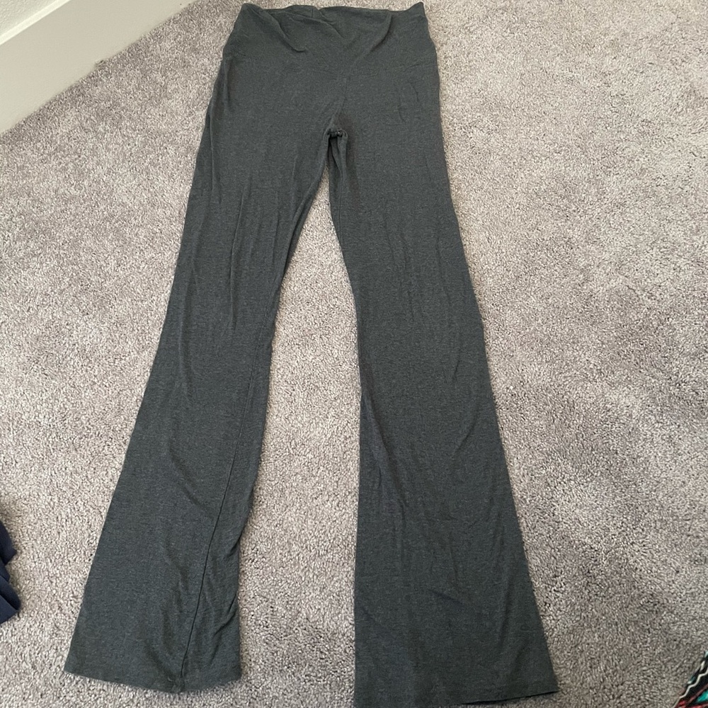 Grey color story workout tight pants yoga
